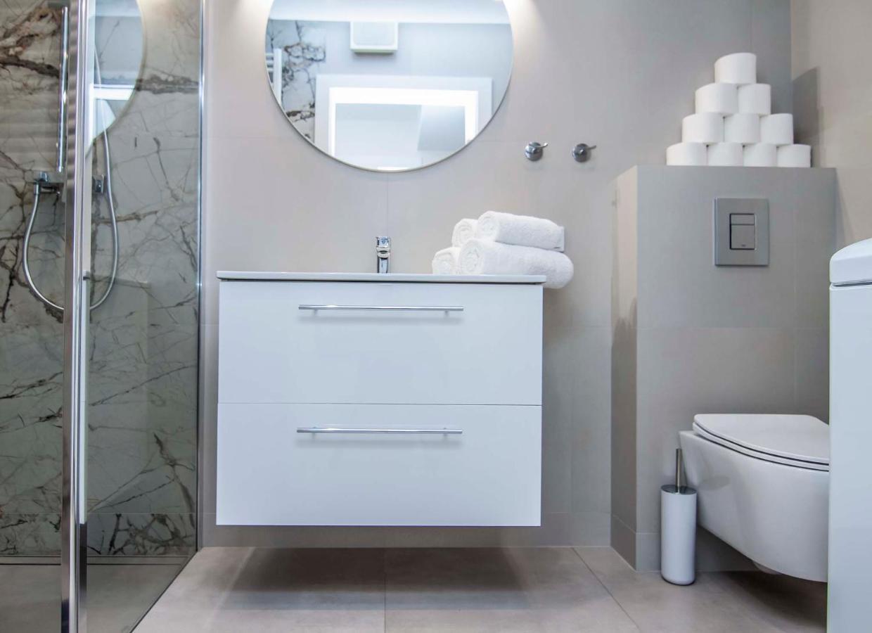 Rs Suites Prestige Raclawickie 10 Home & Spa Lublin Exterior photo